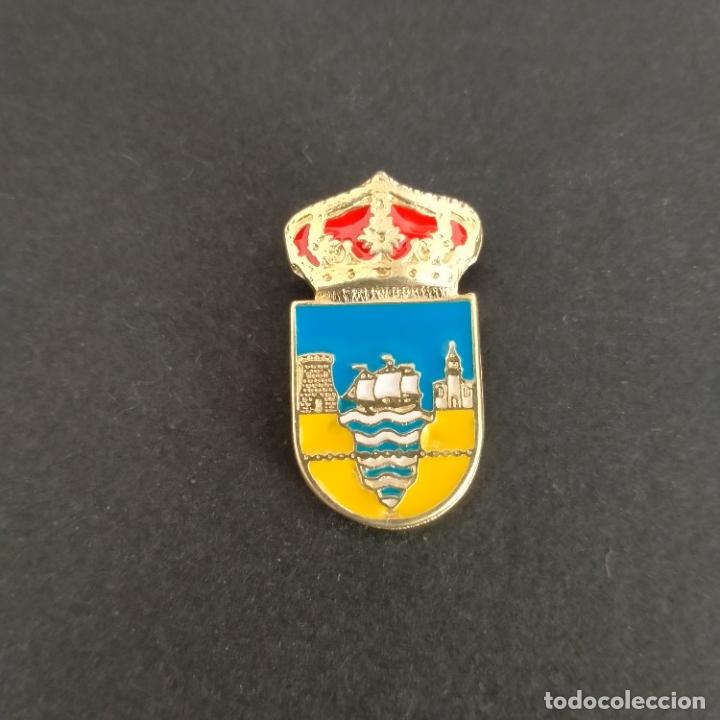 Pins de colecci&oacute;n: Pin escudo Neda (A CORU&Ntilde;A)