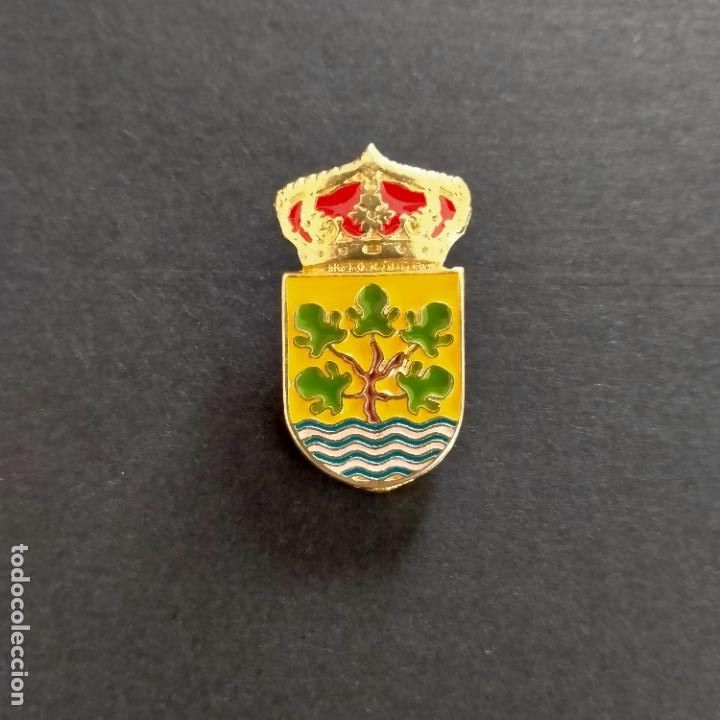Pins de colecci&oacute;n: Pin escudo Abegondo (A CORU&Ntilde;A) - Foto 1