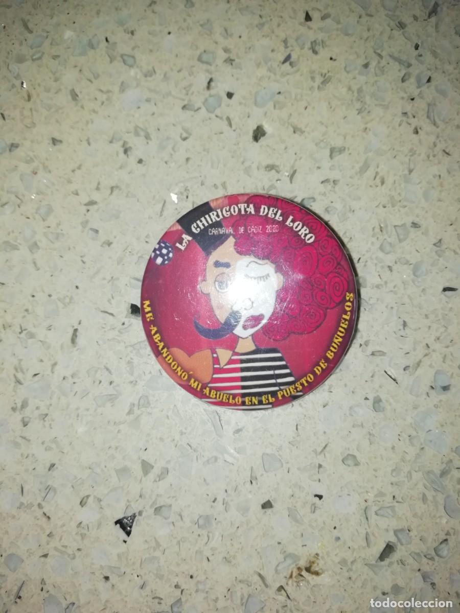 Pins de colecci&oacute;n: Carnaval de C&aacute;diz chapa chirigota callejera la chirigota del loro