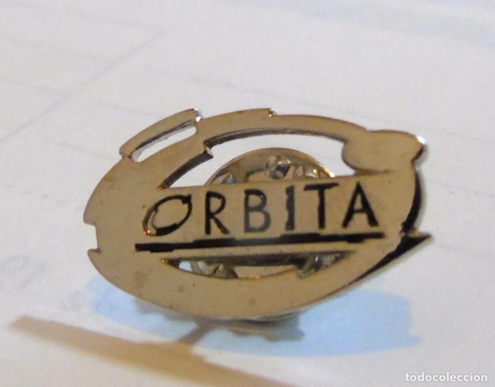 Sammlung von Pins: PIN ORBITA .DISCO( RUTA A&Ntilde;OS 80-90) PIN METAL