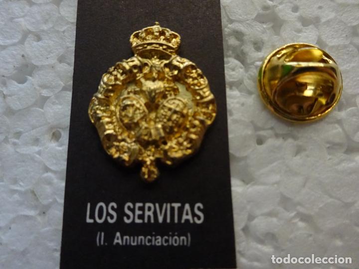 Pins de colecci&oacute;n: PIN RELIGIOSO SEMANA SANTA DE SEVILLA. HERMANDAD COFRAD&Iacute;A SERVITAS IGLESIA ANUNCIACI&Oacute;N