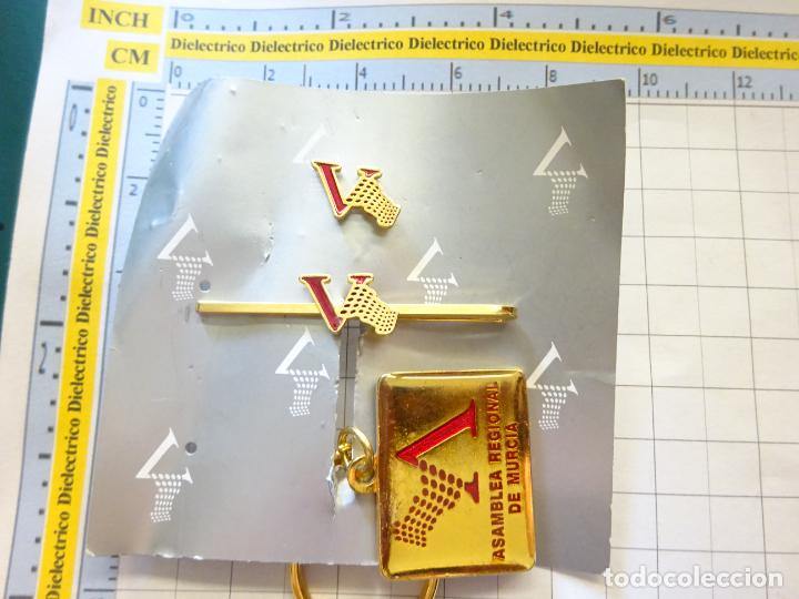 Pins de colecci&oacute;n: SET PIN ALFILER DE CORBATA Y LLAVERO POL&Iacute;TICO SINDICAL. ASAMBLEA REGIONAL MURCIA. CARTAGENA