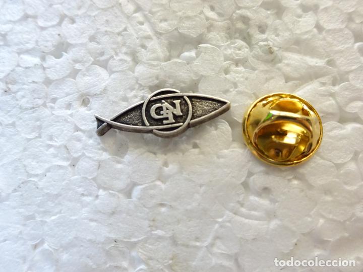 Collection pins: PIN A DETERMINAR. PEZ PESCADO. CLUB NATACI&Oacute;N?