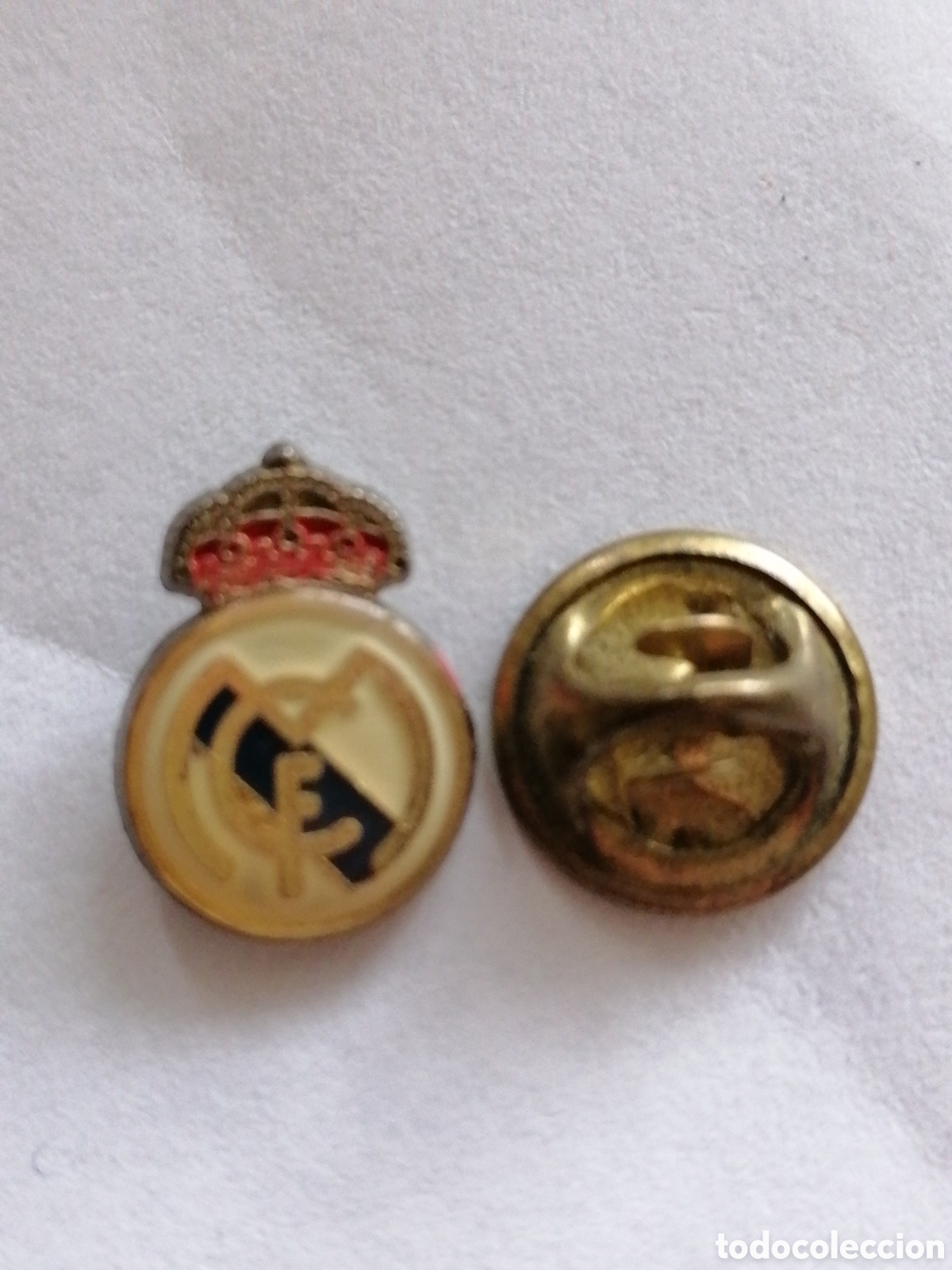 Sammlung von Pins: Pin Real Madrid Club f&uacute;tbol escudo