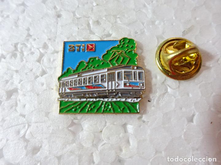 Pins de colecci&oacute;n: PIN DE TRENES FERROCARRILES. SUIZA BTI LOCOMOTORA