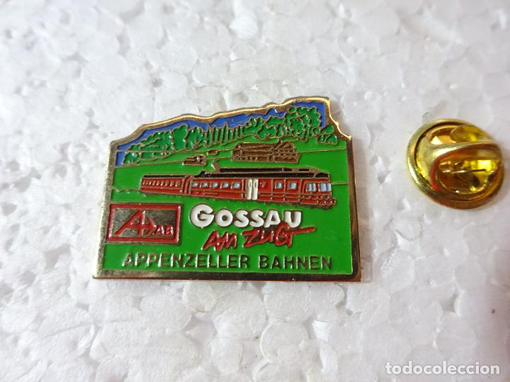 Pins e Spille di collezione: PIN DE TRENES FERROCARRILES. SUIZA GOSSAU AM ZUG APPENSELLER BAHNEN