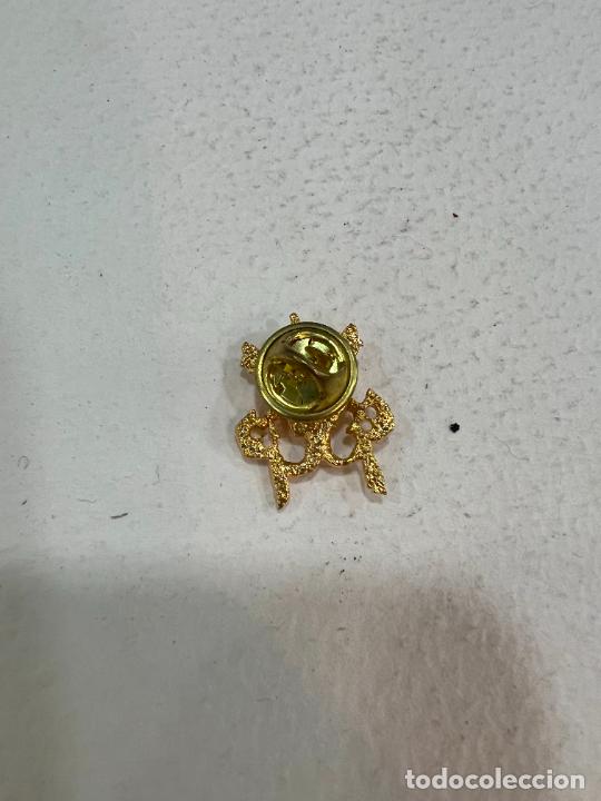 Pins de colecci&oacute;n: PIN ESCUDO - Foto 2