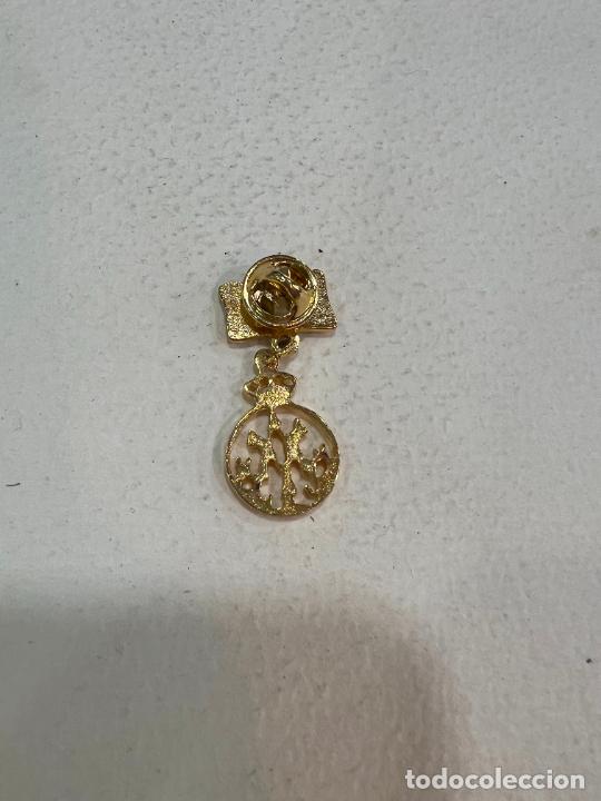 Pins de colecci&oacute;n: PIN ESCUDO - Foto 2