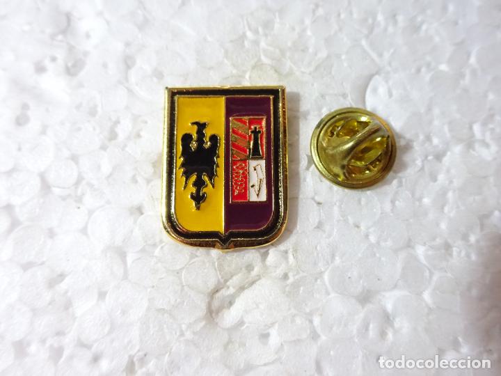 Pins e Spille di collezione: PIN DE TURISMO, BANDERAS, HER&Aacute;LDICA. ESCUDO HER&Aacute;LDICO. FILA CIDES. ALCOY. FIESTA MOROS Y CRISTIANOS