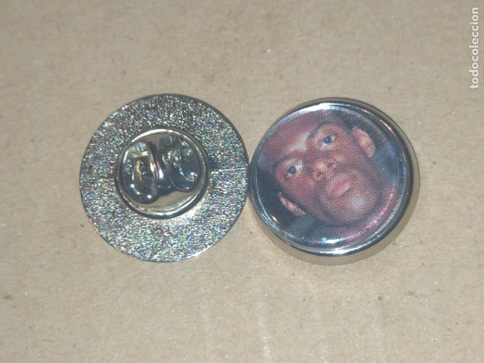 Collection pins: pin redondo metal - jugador Barcelona Francisco marinho Robby elson baloncesto