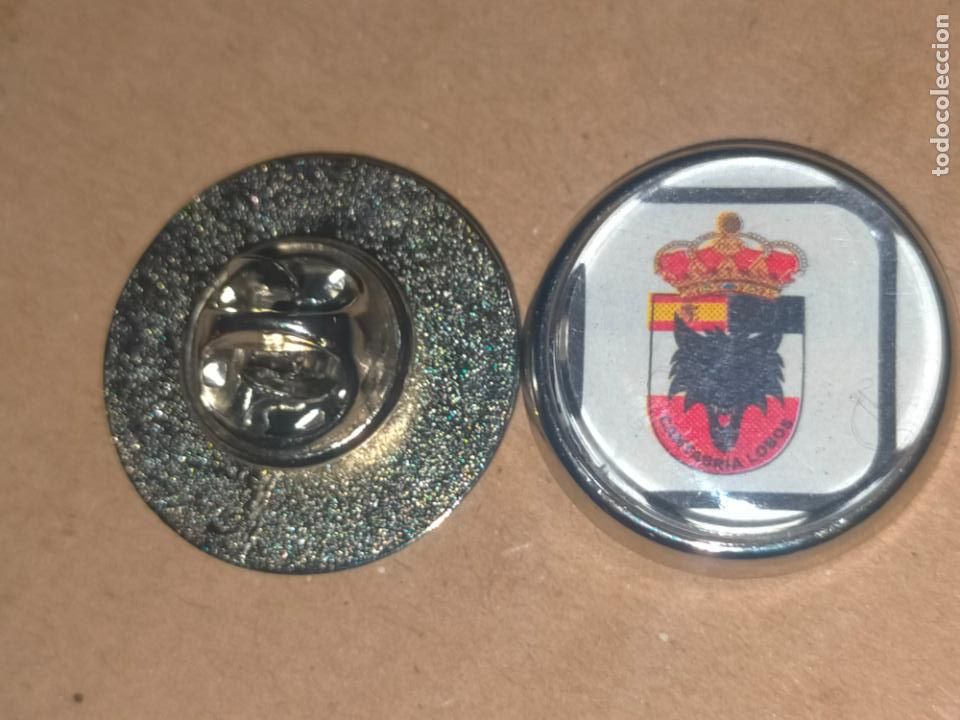 Collection pins: PIN REDONDO METAL - escudo EMBLEMA EQUIPO DEPORTES BALONCESTO CLUB LIGA