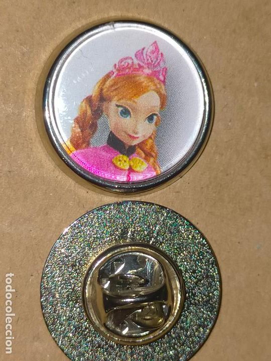 Pins de cole&ccedil;&atilde;o: PIN REDONDO METAL - colecci&oacute;n mu&ntilde;ecas disney princesas
