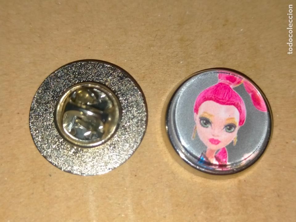 Pins de cole&ccedil;&atilde;o: PIN REDONDO METAL - colecci&oacute;n mu&ntilde;ecas MONSTER HIGH