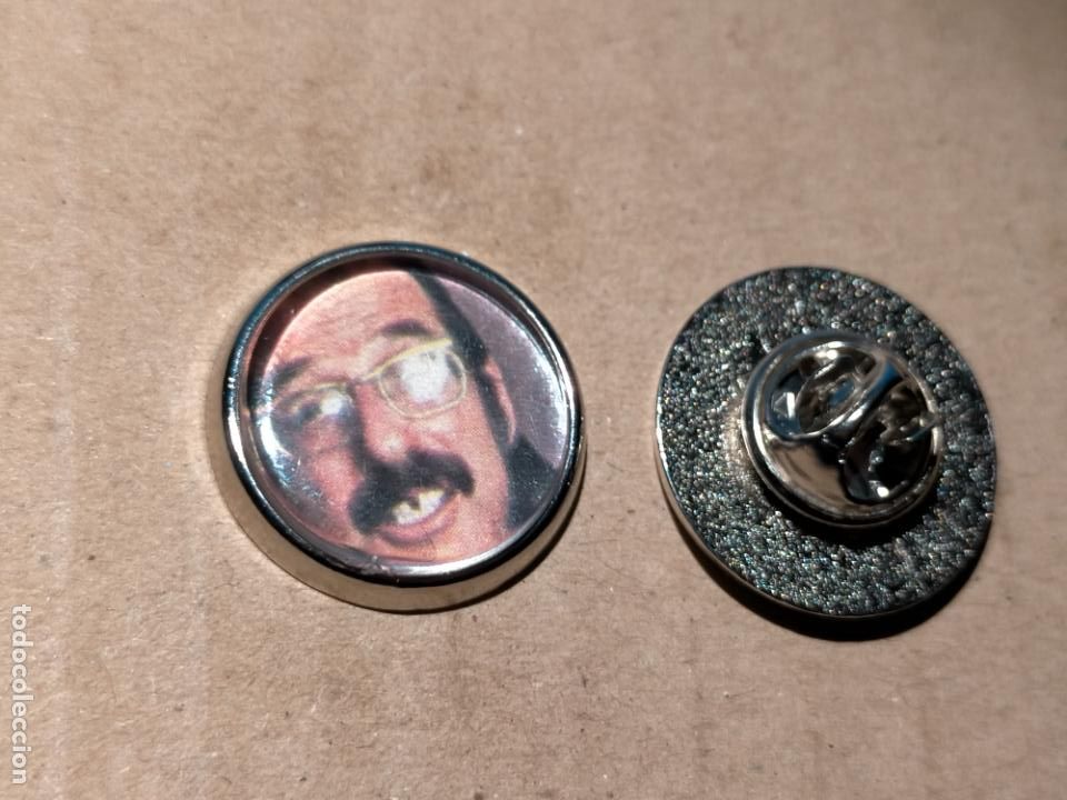 Sammlung von Pins: PIN REDONDO METAL - TIP Y COLL