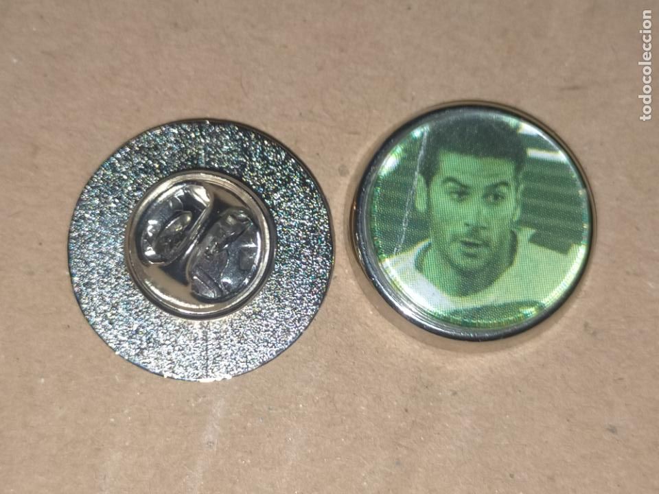 Pin's de collection: pin redondo metal - jugador f&uacute;tbol RIKI