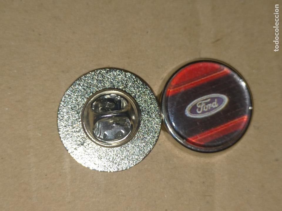 Pins e Spille di collezione: pin redondo metal - MARCA LOGO COCHE FORD