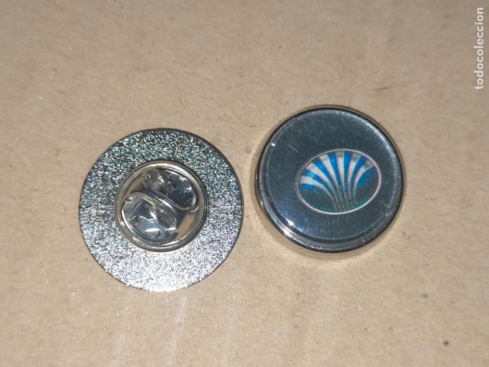 Sammlung von Pins: pin redondo metal - marca de coche DAEWOO