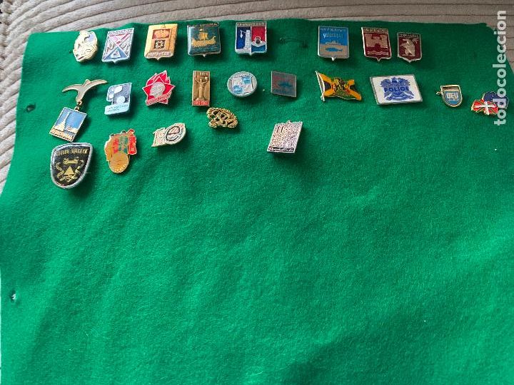Pins de colecci&oacute;n: LOTE DE 23 PINS DE TEMATICA VARIADA