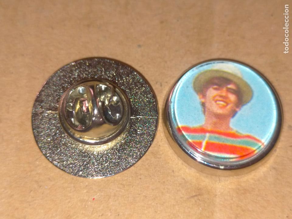 Pins de colecci&oacute;n: PIN REDONDO METAL - grupo musical the beatles -