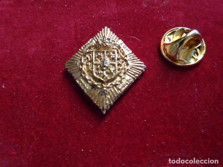 Sammlung von Pins: PIN RELIGIOSO SEMANA SANTA DE M&Aacute;LAGA. VI&Ntilde;EROS. HER&Aacute;LDICA COFRAD&Iacute;AS HERMANDADES DE PASI&Oacute;N