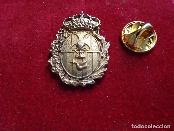 Collection pins: PIN RELIGIOSO SEMANA SANTA DE M&Aacute;LAGA. SAGRADA CENA. HER&Aacute;LDICA COFRAD&Iacute;AS HERMANDADES DE PASI&Oacute;N