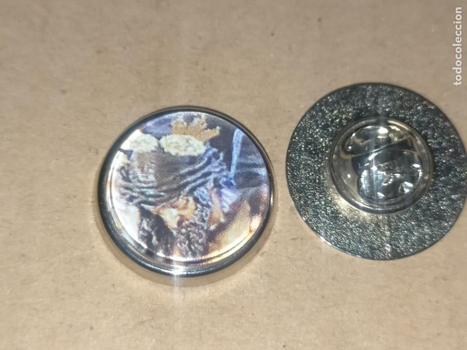 Collection pins: PIN REDONDO METAL - SEMANA SANTA SEVILLA CRISTO DEL AMOR