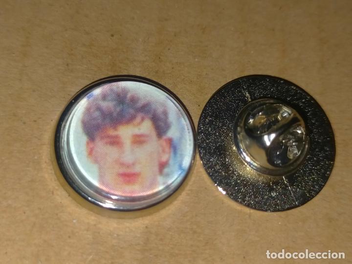 Sammlung von Pins: PIN REDONDO METAL - EQUIPO CLUB DE FUTBOL REAL MADRID JUGADOR ALINEACION ...