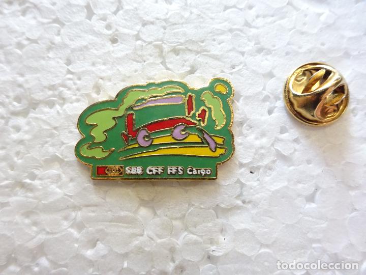 Collection pins: PIN DE TRENES FERROCARRILES. SUIZA. SBB CFF FFS CARGO