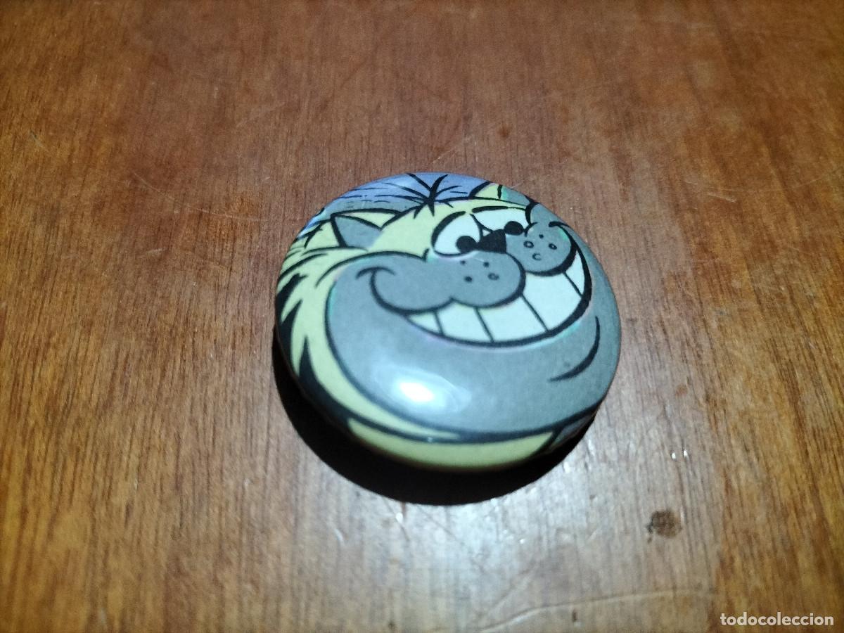 Pins de colecci&oacute;n: HONG KONG FUY. GATO. DIBUJOS ANIMADOS. CHAPA. PIN. 0,31 MM. DETR&Aacute;S MET&Aacute;LICA. SIN USO. DIFICIL