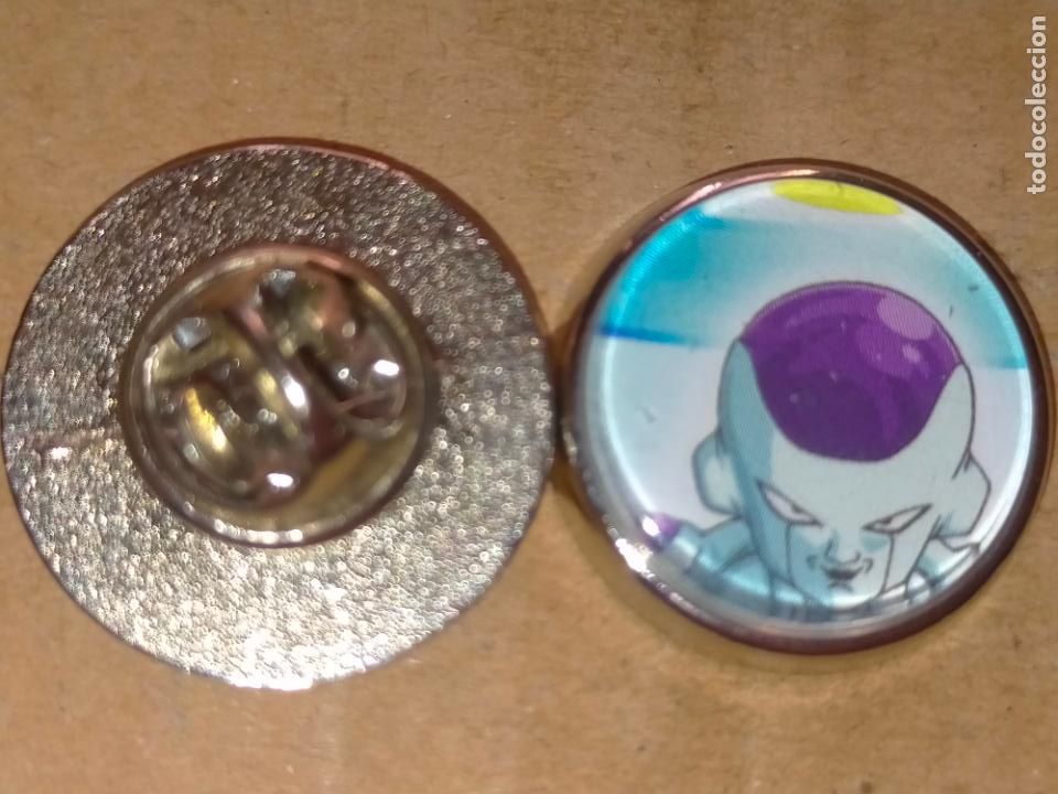 Sammlung von Pins: pin redondo metal - dragon ball bola de dragon PERSONAJES