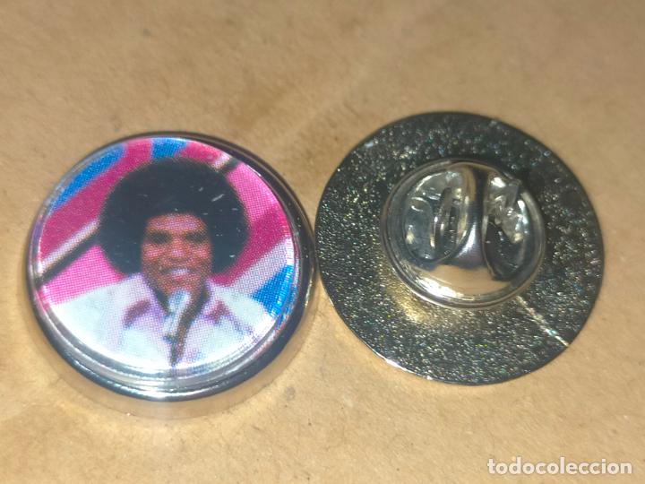 Pins de colecci&oacute;n: pin redondo metal - musica - cantante - grupo - the los jackson five