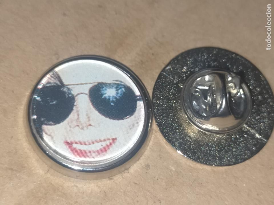 Sammlung von Pins: pin redondo metal - musica - cantante - grupo - Michael Jackson
