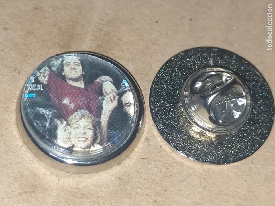 Sammlung von Pins: pin redondo metal - musica cantante grupo - dover