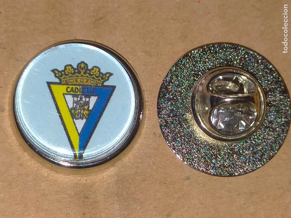Sammlung von Pins: PIN REDONDO METAL - ESCUDO CADIZ CLUB DE FUTBOL