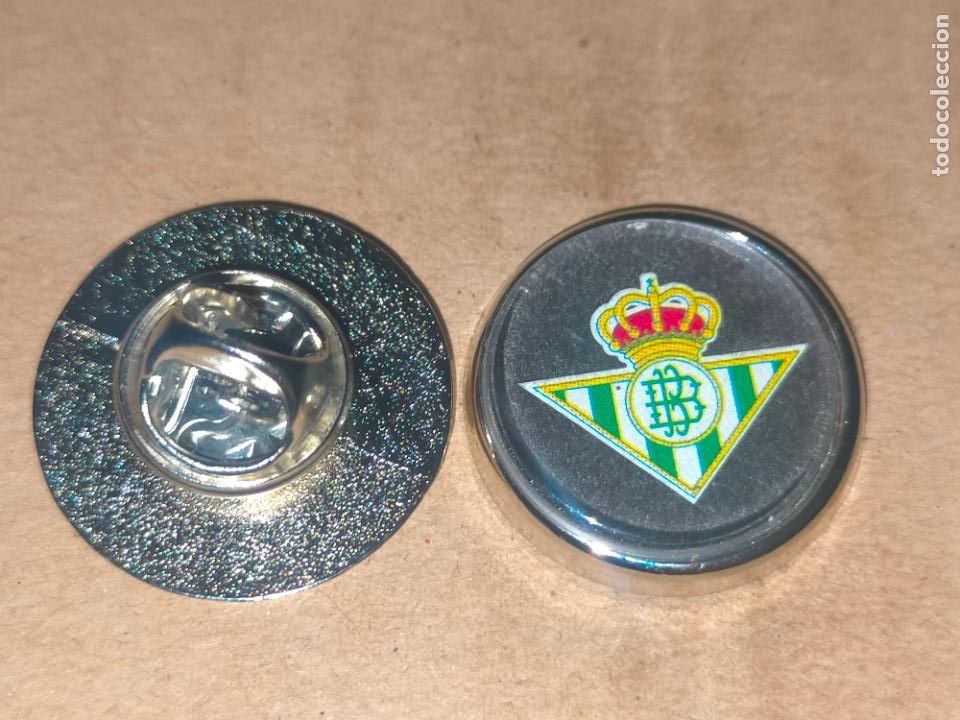 Pins e Spille di collezione: PIN REDONDO METAL - futbol escudo liga espa&ntilde;ola , el de la foto
