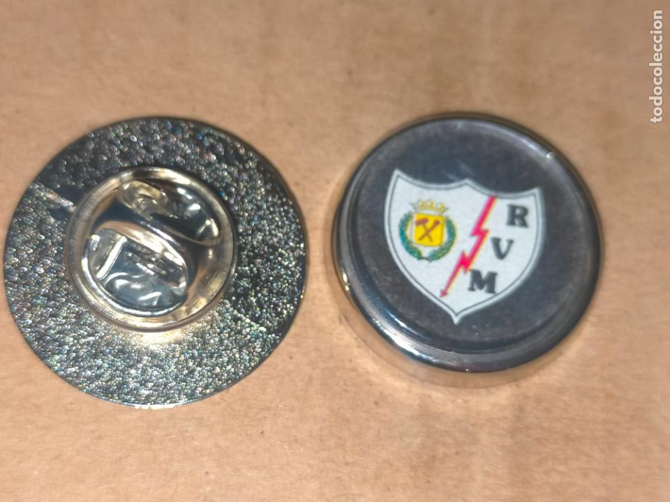Pins de cole&ccedil;&atilde;o: PIN REDONDO METAL - futbol escudo liga espa&ntilde;ola , el de la foto