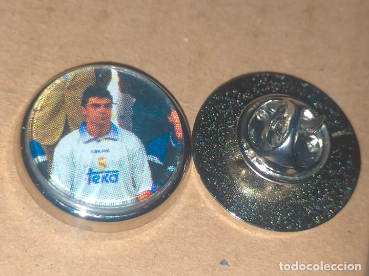 Pins e Spille di collezione: PIN REDONDO METAL - FUTBOL EQUIPO COMPONENTE O JUGADOR DEL REAL MADRID
