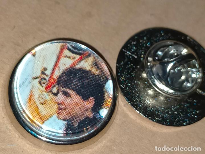 Pins de cole&ccedil;&atilde;o: PIN REDONDO METAL - FUTBOL EQUIPO COMPONENTE O JUGADOR DEL REAL MADRID