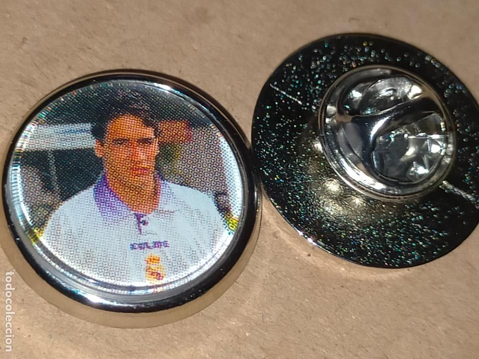 Pins de cole&ccedil;&atilde;o: PIN REDONDO METAL - FUTBOL EQUIPO COMPONENTE O JUGADOR DEL REAL MADRID