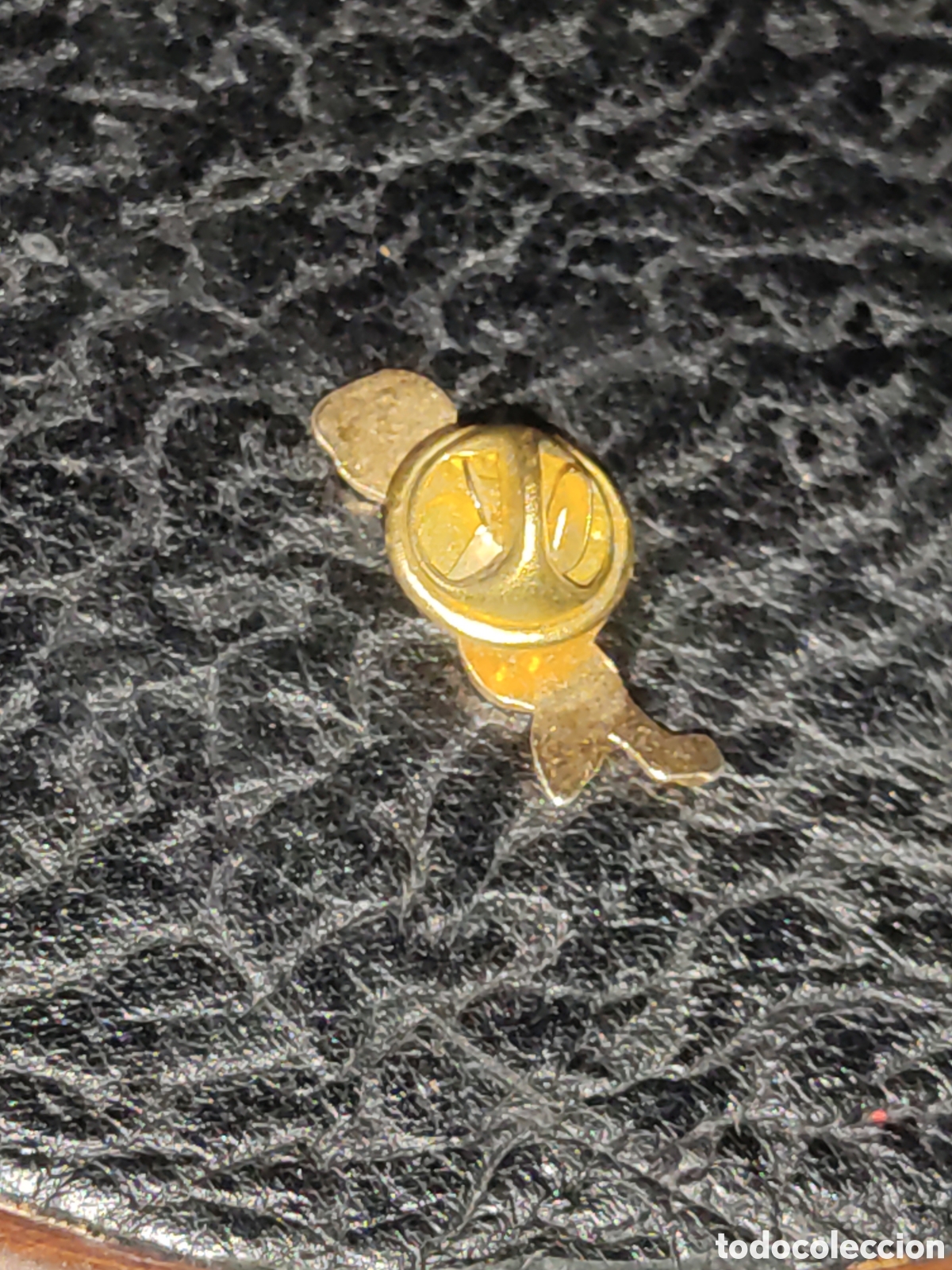 Pins de colecci&oacute;n: Pin rosa,flor. - Foto 2