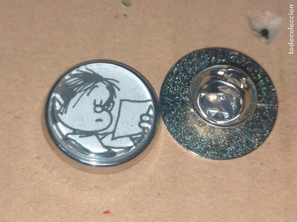 Pins de colecci&oacute;n: pin redondo metal - COMIC PERSONAJE DE MAFALDA