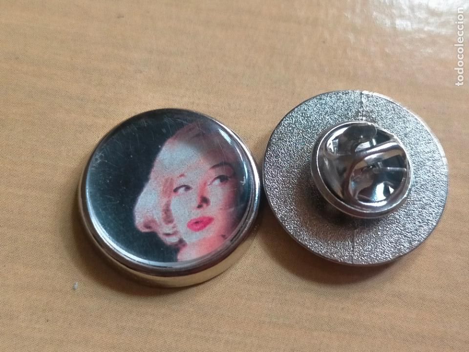 Pins de cole&ccedil;&atilde;o: pin redondo metal - musica cantante cine actriz Marilyn Monroe