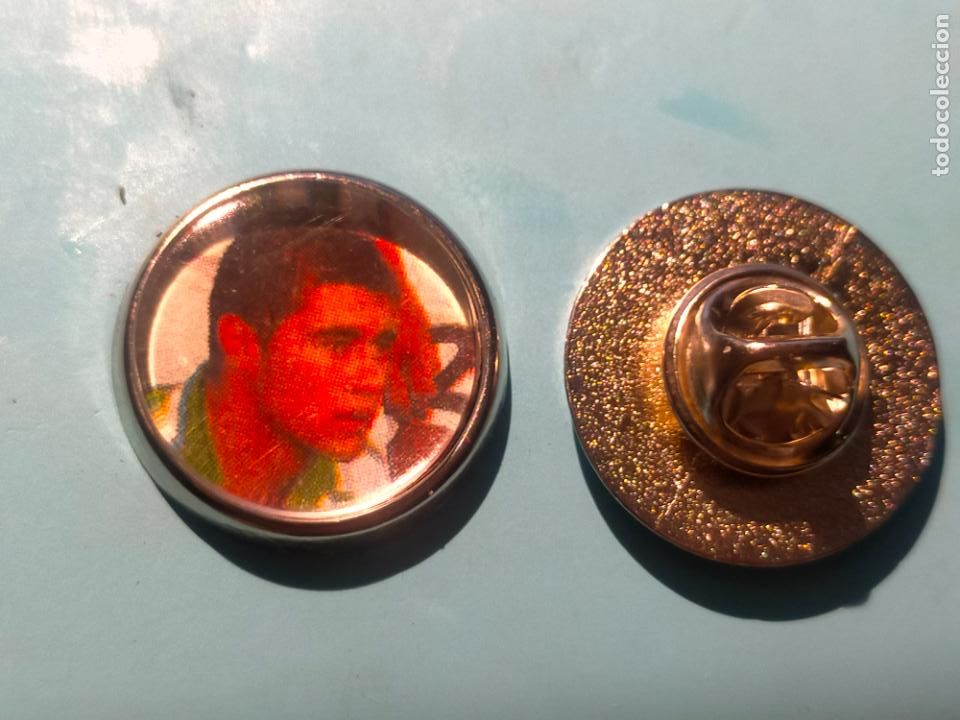 Pins e Spille di collezione: pin redondo metal - FUTBOL REAL BETIS BALOMPIE - JUGADOR