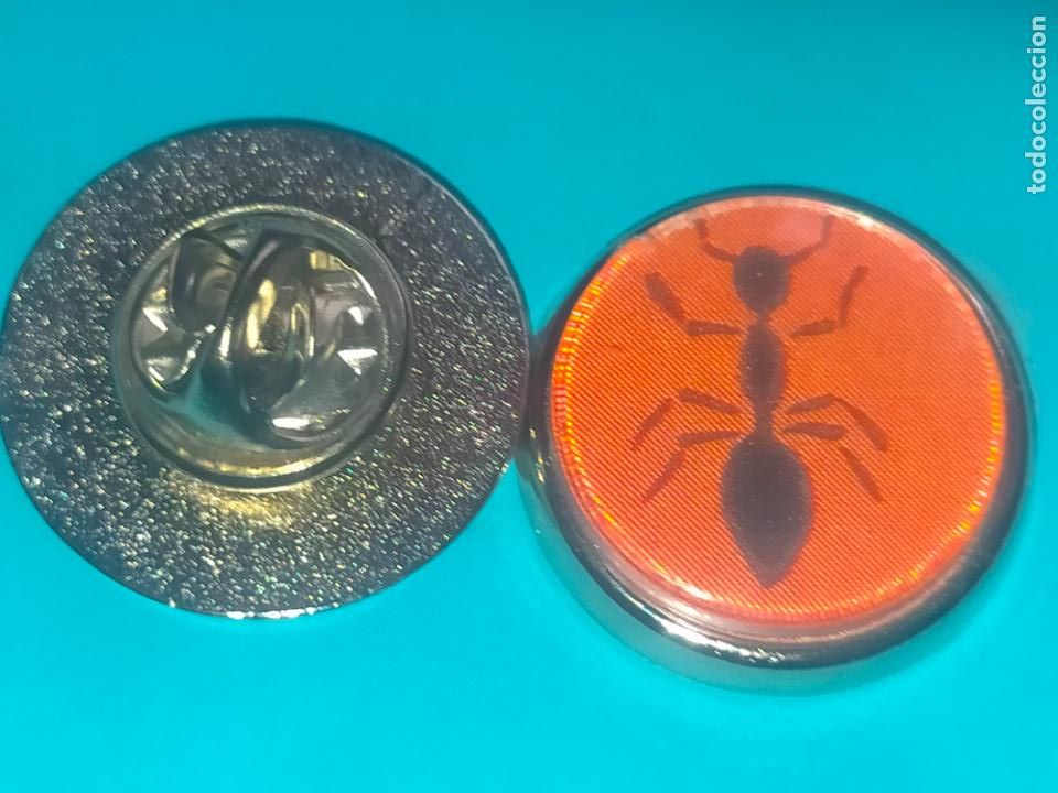 Pins e Spille di collezione: PIN REDONDO METAL - insectos hormiga