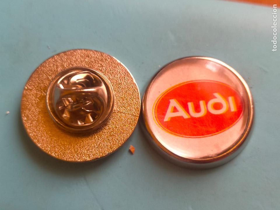 Pins e Spille di collezione: PIN REDONDO METAL - COCHE MARCA AUDI