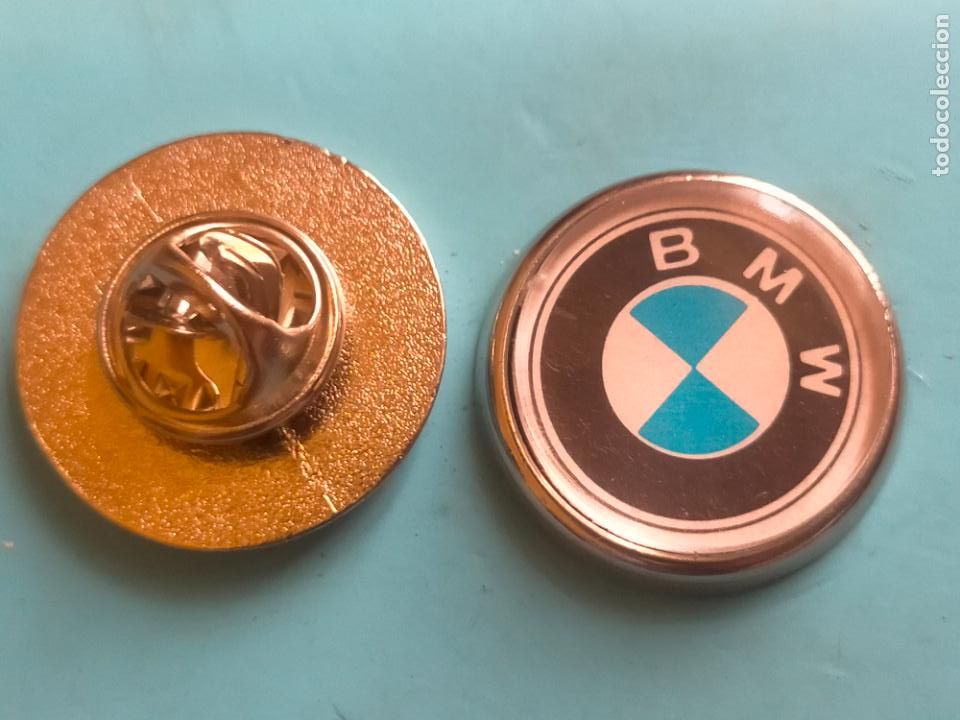 Pins de colecci&oacute;n: PIN REDONDO METAL - COCHE MARCA PEUGEOT BMV B.M.V. B.M.V