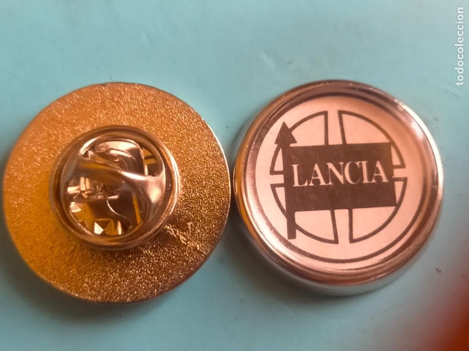 Pins de colecci&oacute;n: PIN REDONDO METAL - COCHE LANCIA
