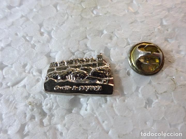 Sammlung von Pins: PIN DE TURISMO. CASTILLOS DE ESPA&Ntilde;A. CASTILLO DE BAYONA. PONTEVEDRA. PLATEADO