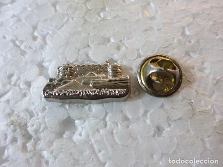 Pins e Spille di collezione: PIN DE TURISMO. CASTILLOS DE ESPA&Ntilde;A. CASTILLO DE VILLAFRANCA DEL BIERZO LE&Oacute;N. DORADO