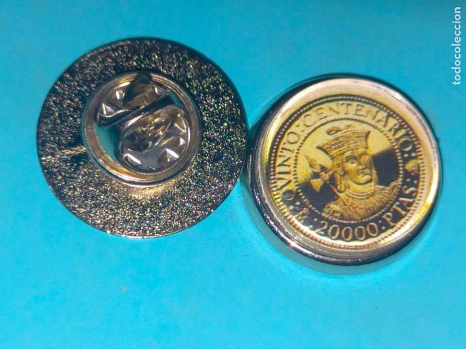 Collection pins: PIN REDONDO imagen de moneda conmemorativa descubrimiento Am&eacute;rica Crist&oacute;bal Col&oacute;n quinto centenario